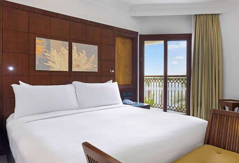 سوییت, Hilton Luxor Resort & Spa