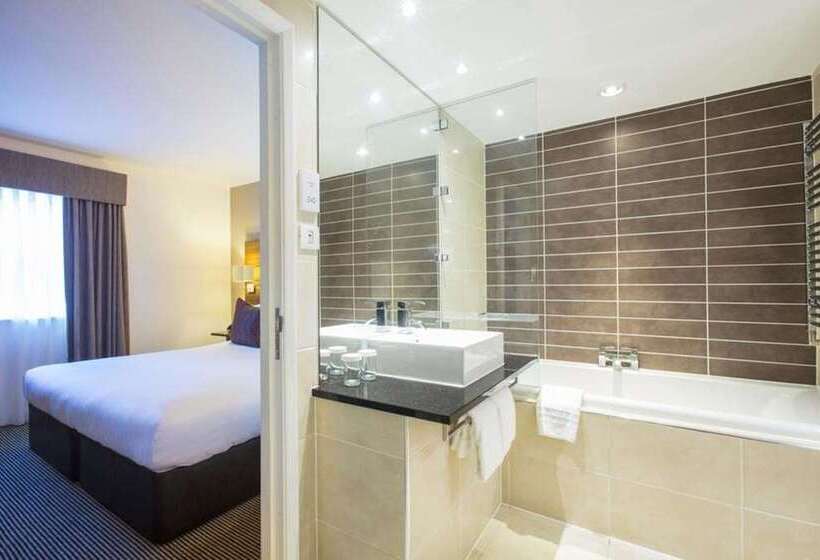 اتاق استاندارد, Hilton Luxor Resort & Spa