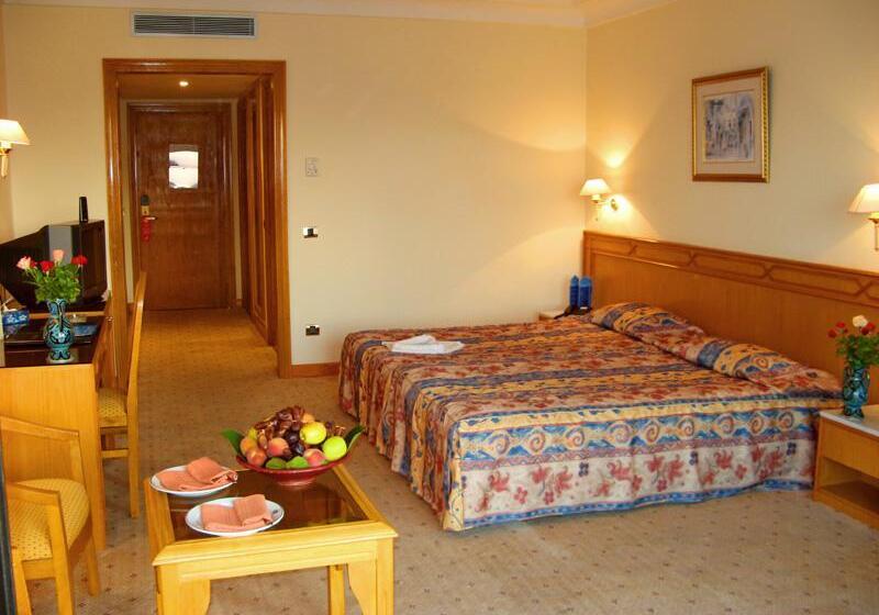 اتاق استاندارد یک نفره, L Orient Palace Resort And Spa