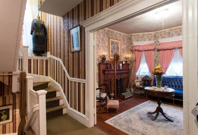 Номер Стандарт, The Coolidge Corner Guest House: A Brookline Bed And Breakfast