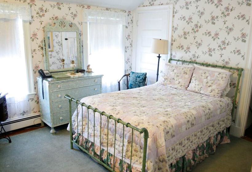 StandaardKamer, The Coolidge Corner Guest House: A Brookline Bed And Breakfast