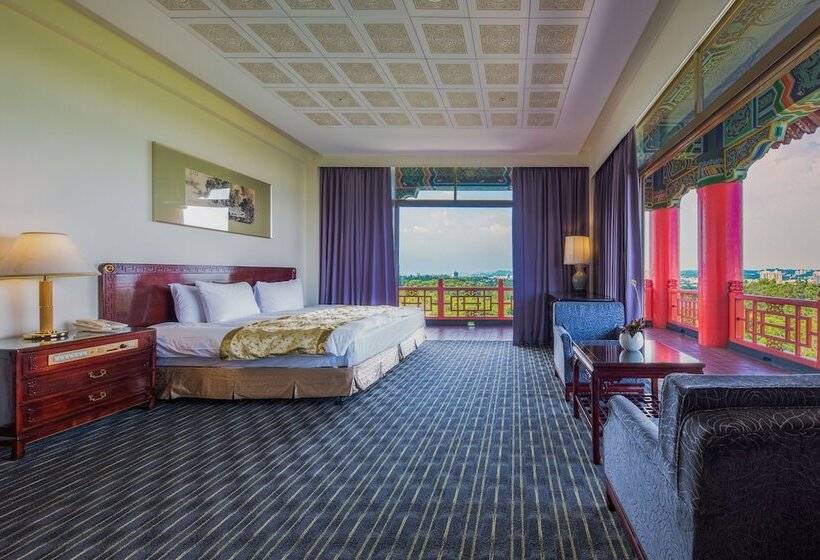 سوییت لوکس, The Grand Hotel Kaohsiung