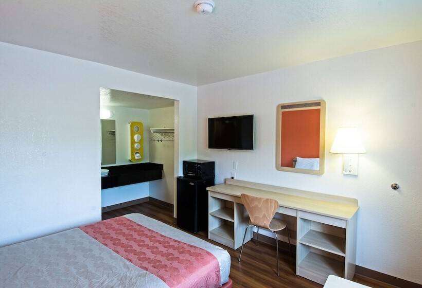 اتاق استاندارد برای معلولان, Motel 6redding, Ca  South