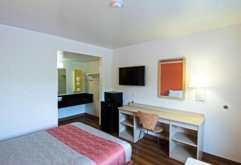 اتاق استاندارد برای معلولان, Motel 6redding, Ca  South