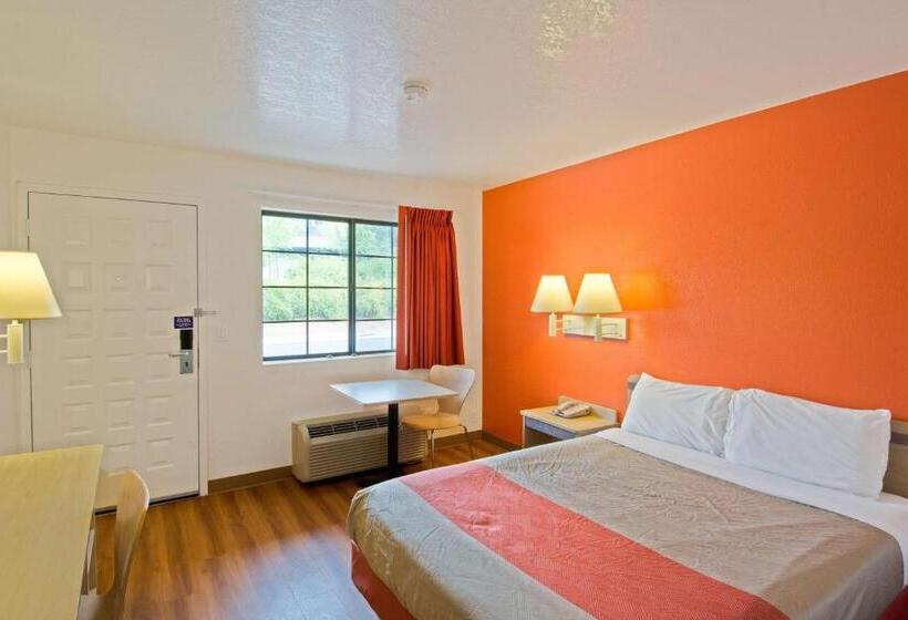 اتاق استاندارد برای معلولان, Motel 6redding, Ca  South