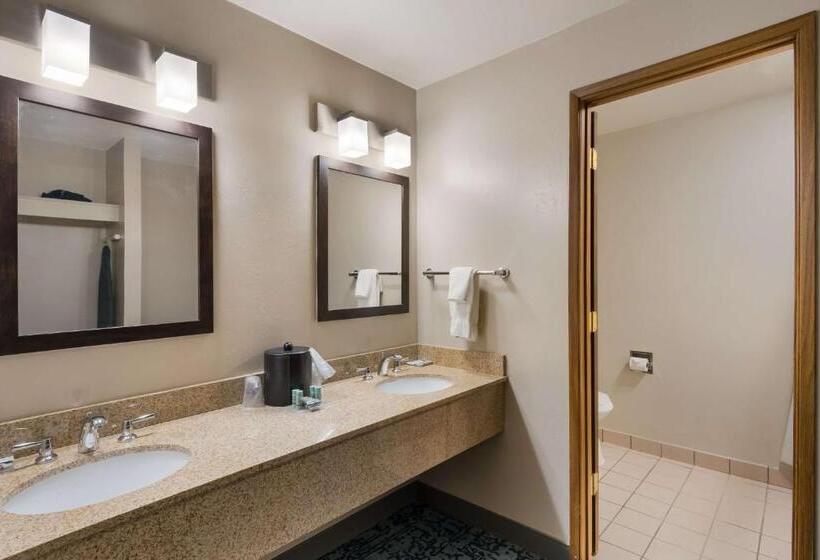 4인용 스탠다드 룸, Best Western New Oregon Motel