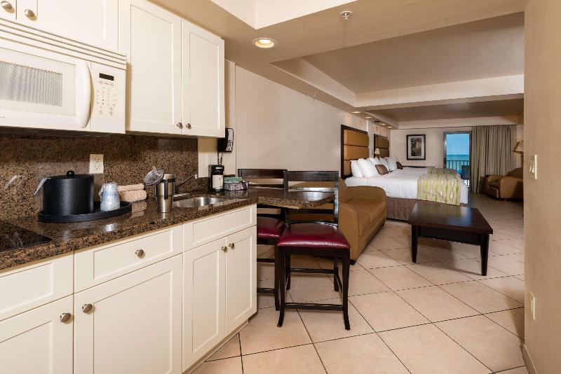 سوئیت با تخت بزرگ, Best Western Plus Beach Resort
