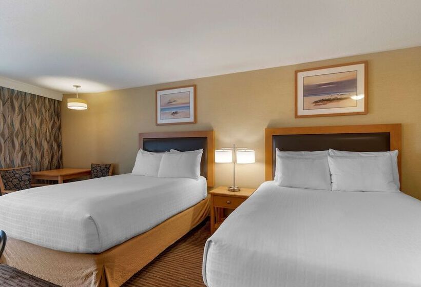 带2个双人床的标准工作室, Best Western Plus Ocean View Resort