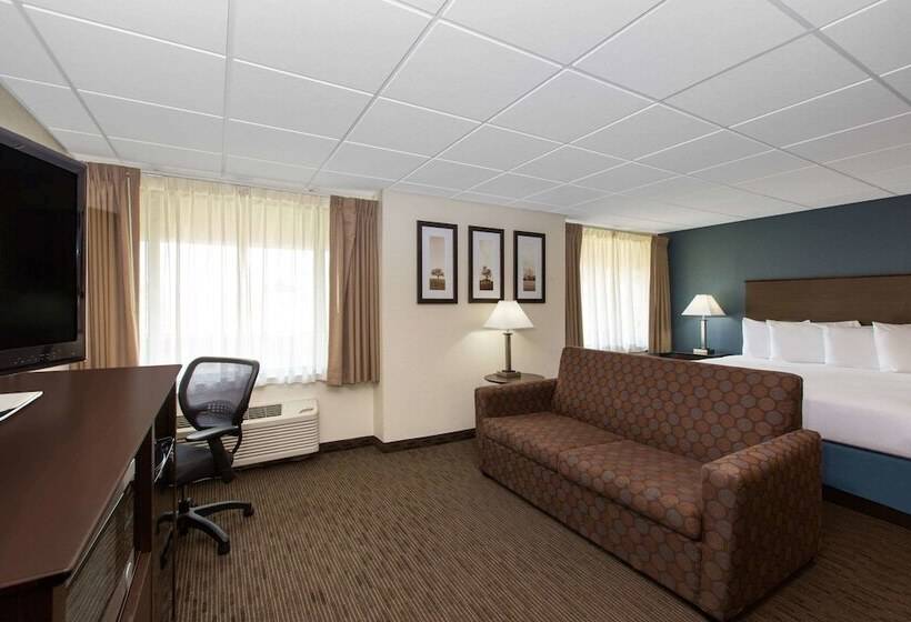 Studio Standard Lit Double, Americinn By Wyndham La Crosse Riverfrontconference Center