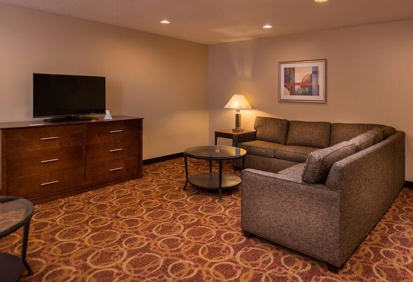 Suite, Best Western Ambassador Inn And Suites