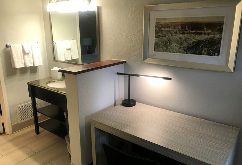 ジュニアスイート, Best Western Innsuites Phoenix  And Suites