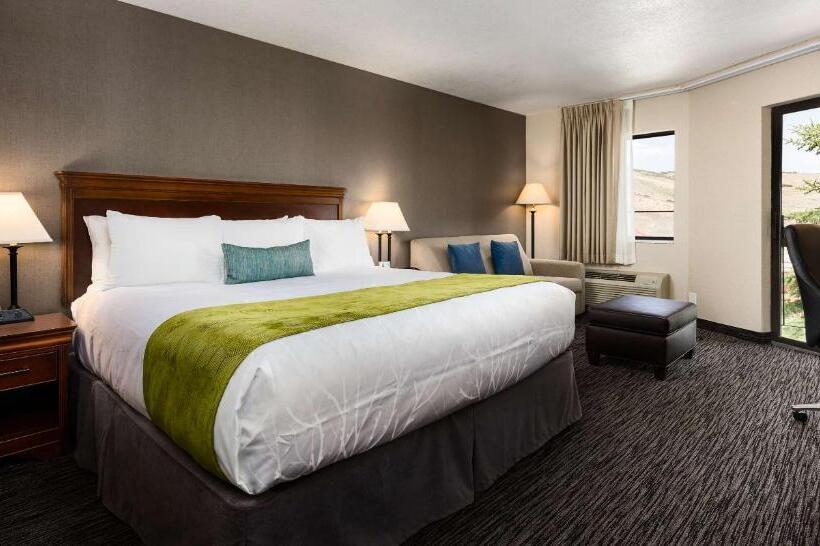 اتاق استاندارد با تخت بزرگ, Best Western Plus Landmark Inn