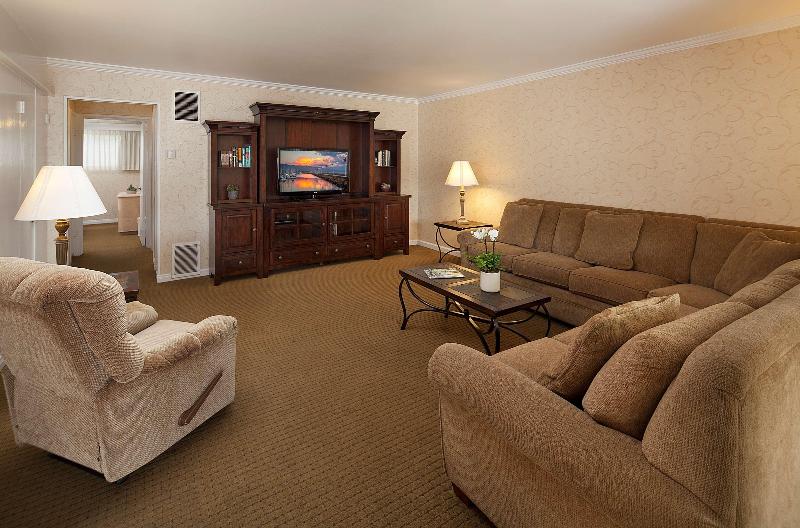 سوئیت با تخت بزرگ, Best Western Plus Santa Barbara