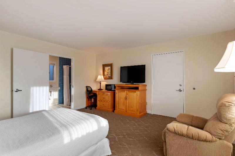 Standard Room Adapted for people with reduced mobility, Best Western Plus Santa Barbara