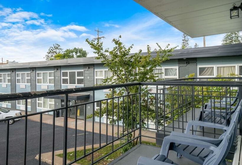 اتاق استاندارد با 2 تخت دوبل, Clarion Pointe Rhinelander Downtown