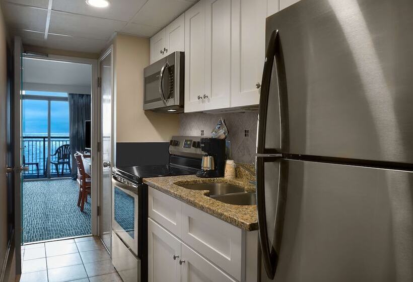 سوییت با چشم‌انداز دریا, Dayton House Resort   Bw Signature Collection