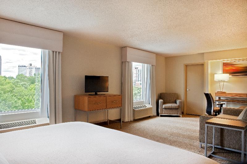 اتاق استاندارد با تخت بزرگ, Holiday Inn Little Rock   Presidential Downtown, An Ihg