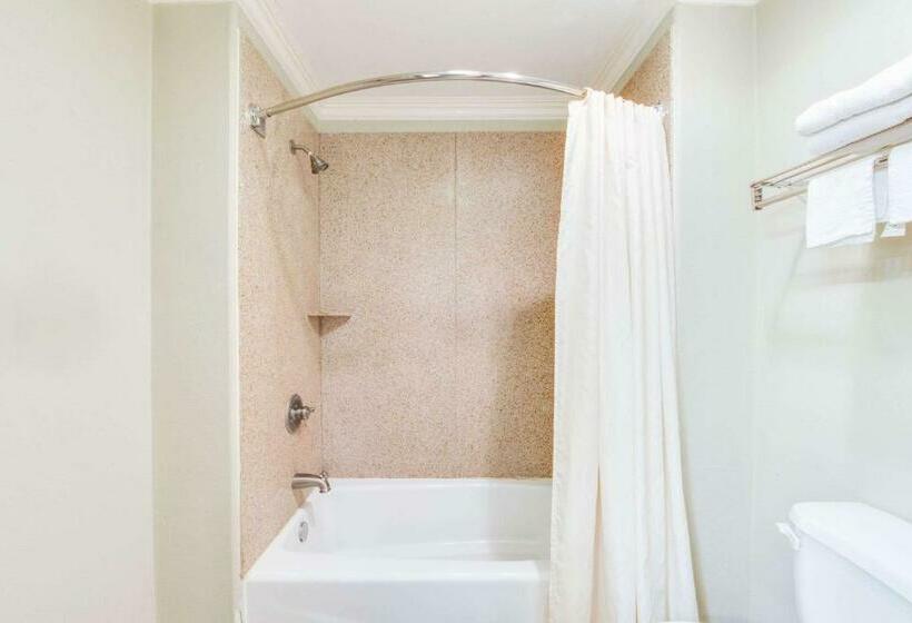 اتاق استاندارد برای معلولان, Knights Inn Van Horn
