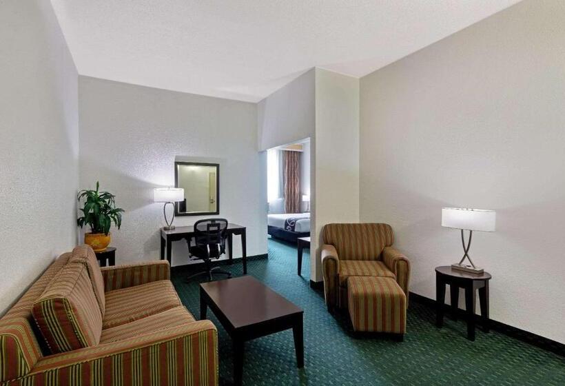 Deluxe Suite Kingsize Bett, La Quinta Inn By Wyndham Berkeley