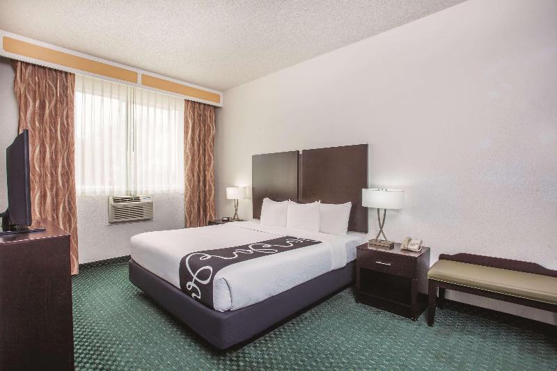 Deluxe Suite Kingsize Bett, La Quinta Inn By Wyndham Berkeley