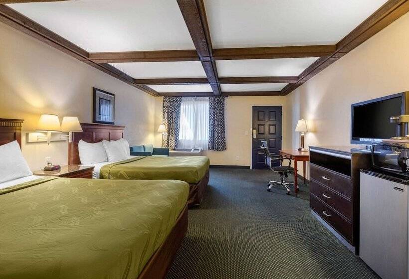 Standard Room 2 Double Beds, Quality Inn Lomita Los Angeles South Bay