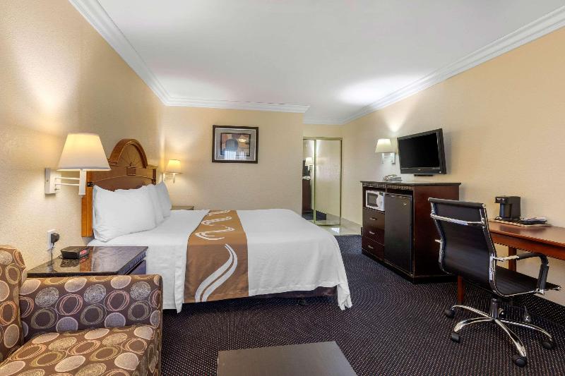 اتاق استاندارد با تخت بزرگ, Quality Inn Lomita Los Angeles South Bay