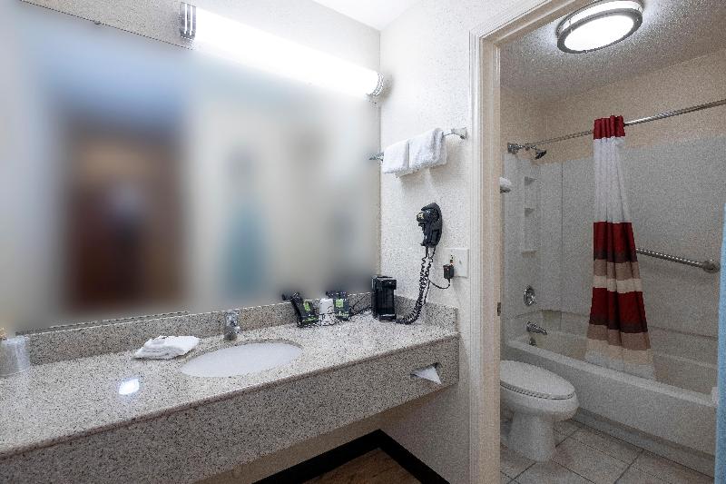 اتاق لوکس, Red Roof Inn Dothan