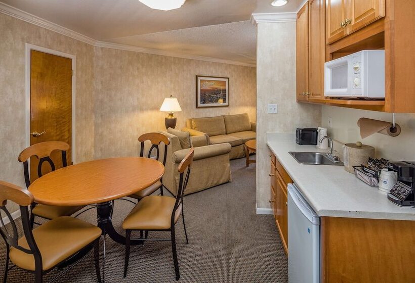 سوییت, Sfo El Rancho Inn Surestay Collection By Best Western