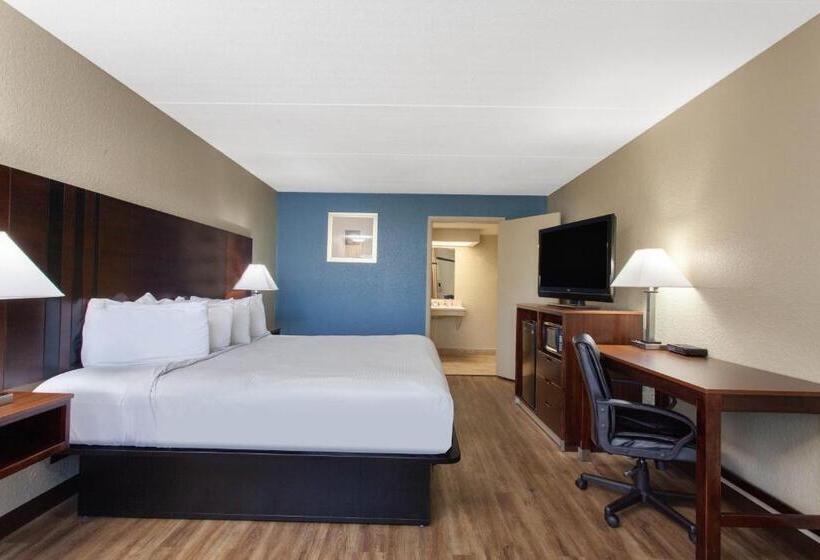 اتاق استاندارد با تخت بزرگ برای معلولان, Travelodge By Wyndham Deltona