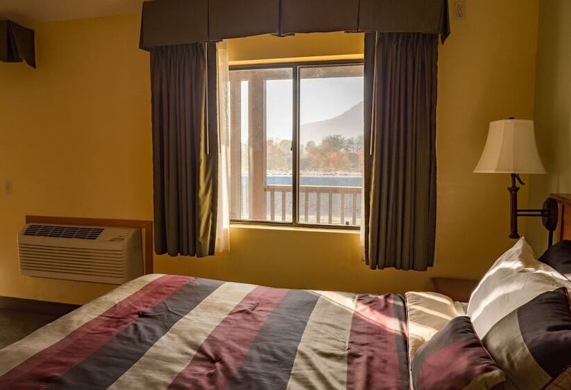 غرفه قياسيه سريرين مزدوجين, Western Holiday Lodge Three Rivers