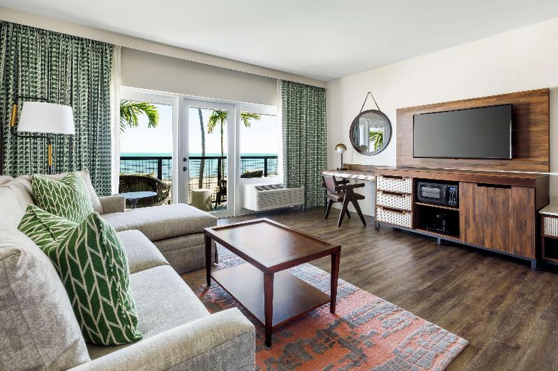اتاق استاندارد با تخت بزرگ, Hampton Inn Key West Fl