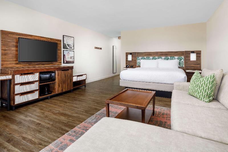 اتاق استاندارد با تخت بزرگ, Hampton Inn Key West Fl