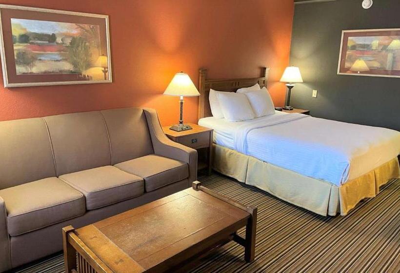 سوییت, Crossroads Hotel And Event Center