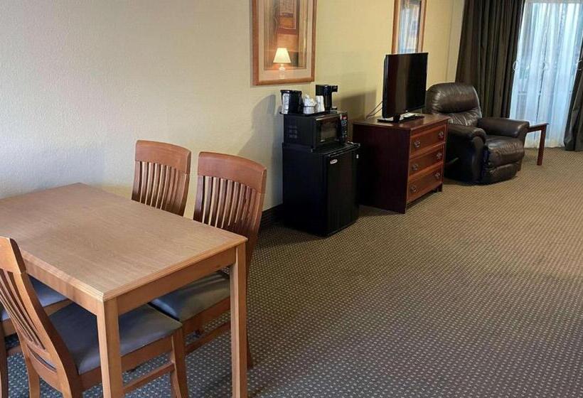 Suite Adapted for people with reduced mobility, Best Western Starlite Village