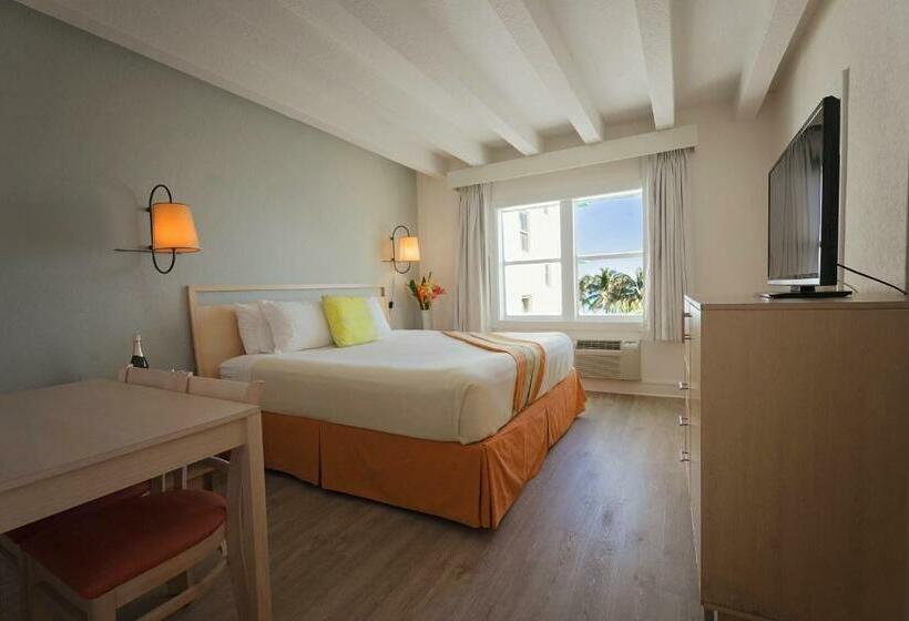 Quarto Estandar Cama King, Broadmore Miami Beach