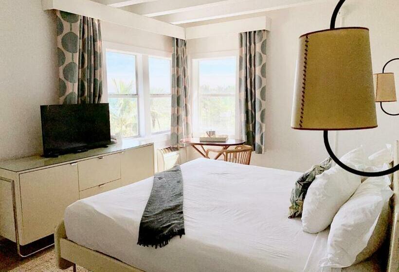 Suite King Bed, Broadmore Miami Beach