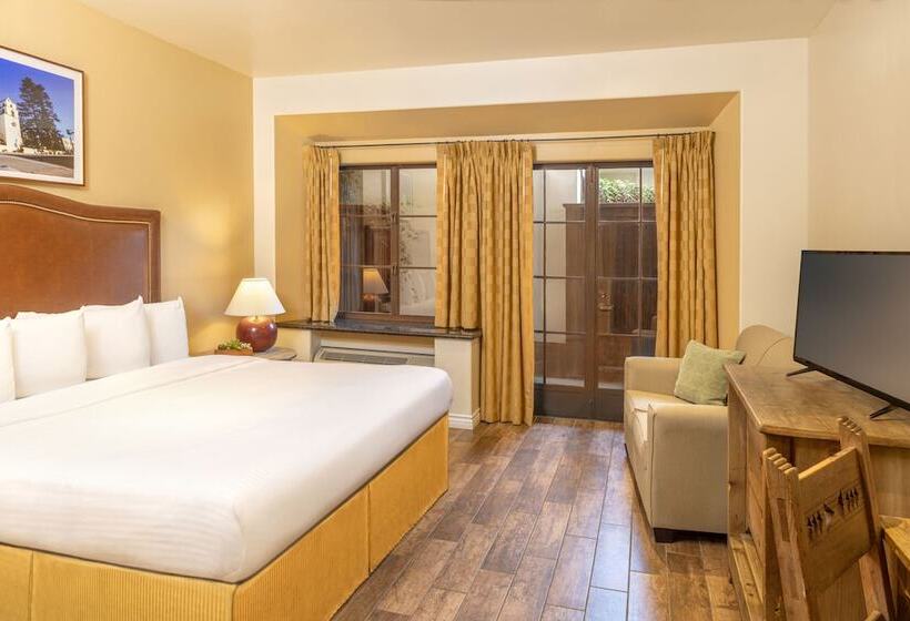 اتاق سوپریور, Clocktower Inn Ventura