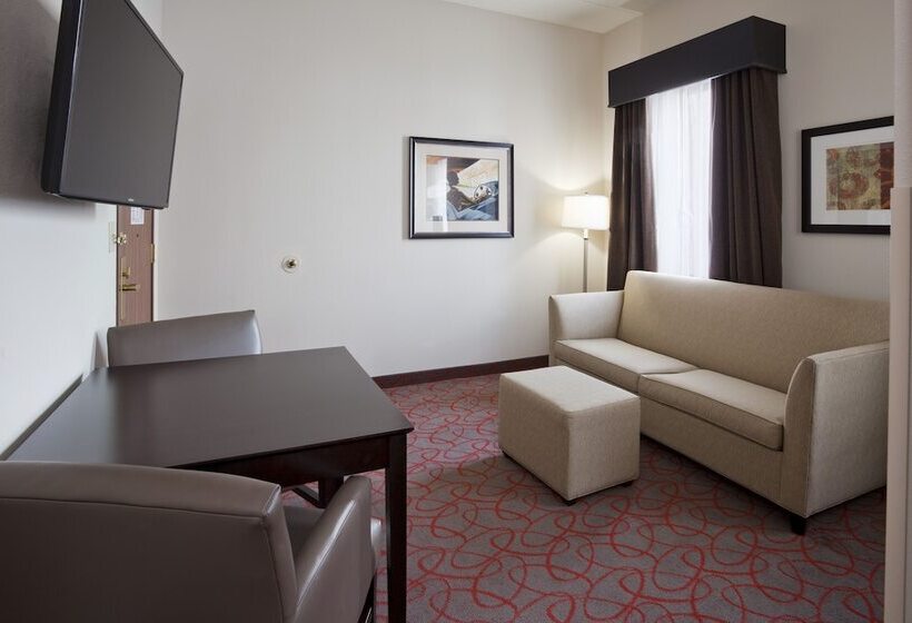 سوئیت برای معلولان, Holiday Inn Express & Suites Bloomington West, An Ihg