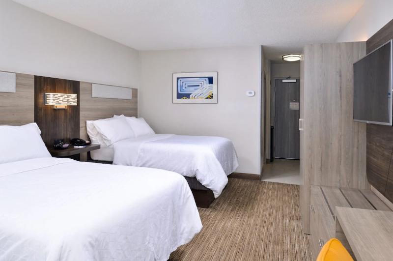 اتاق استاندارد با تخت دو نفره بزرگ, Holiday Inn Express Winstonsalem Downtown West