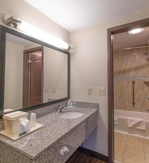 اتاق استاندارد, Quality Inn Near Rocky Mountain National Park