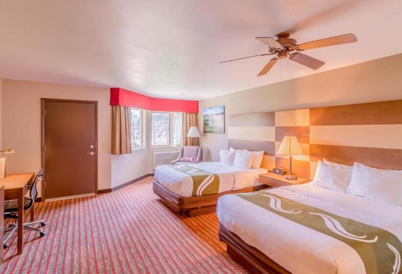 غرفة قياسية لذوى الاحتياجات الخاصة, Quality Inn Near Rocky Mountain National Park