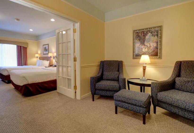سوییت, Senator Inn & Spa