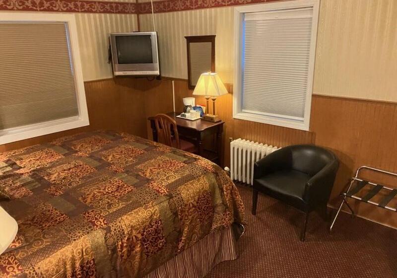 اتاق استاندارد با سرویس بهداشتی مشترک, Seward