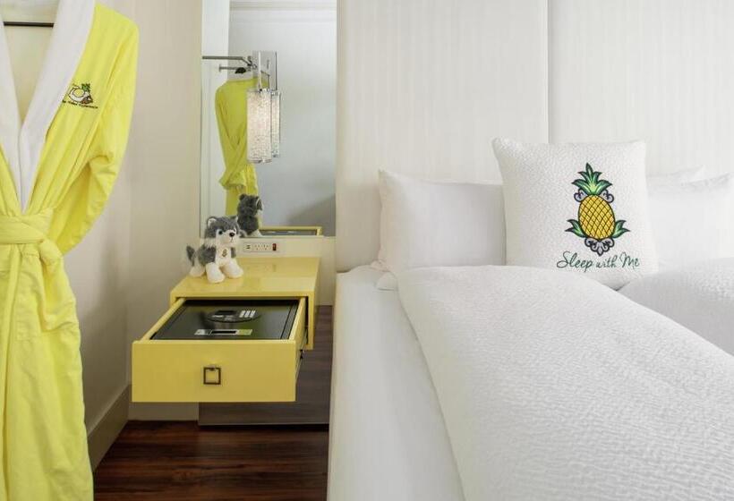 Quarto Deluxe Cama King, Staypineapple, A Delightful , South End