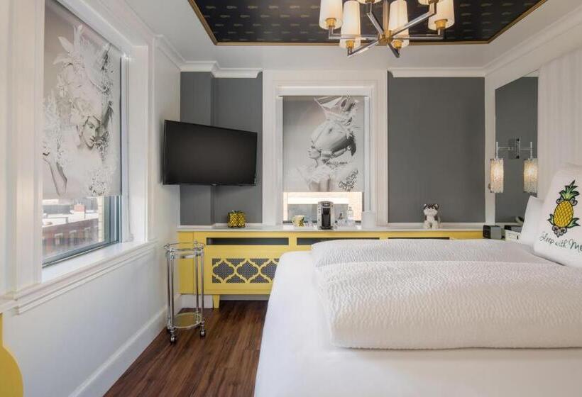 חדר סטנדרט עם מיטת קינג, Staypineapple, A Delightful Hotel, South End