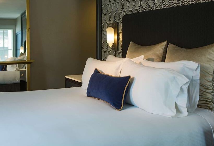 سوئیت برای معلولان, The Allegro Royal Sonesta Hotel Chicago Loop