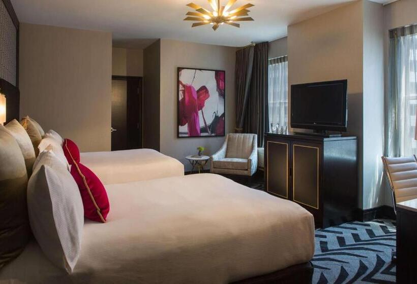 Deluxe Room Adapted for people with reduced mobility, The Allegro Royal Sonesta  Chicago Loop