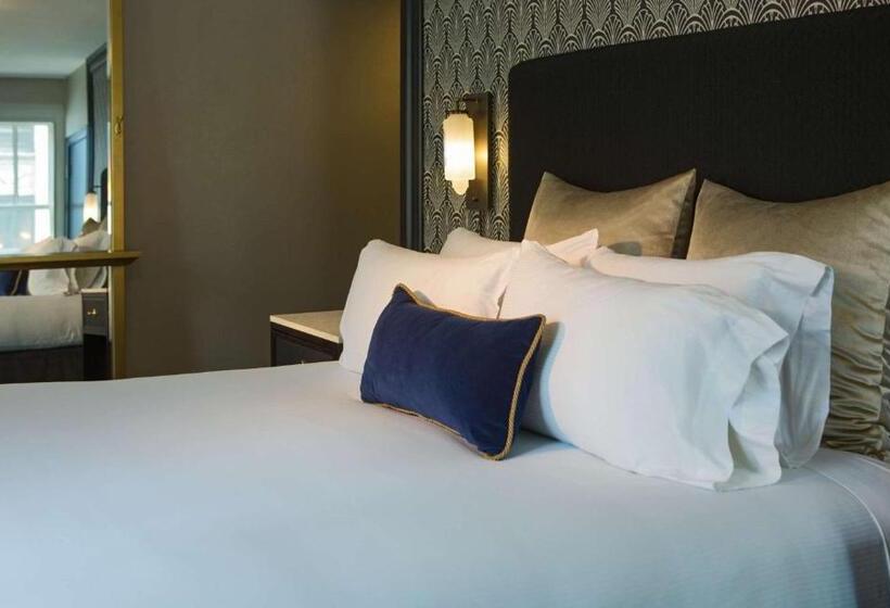 سوئیت برای معلولان, The Allegro Royal Sonesta Hotel Chicago Loop