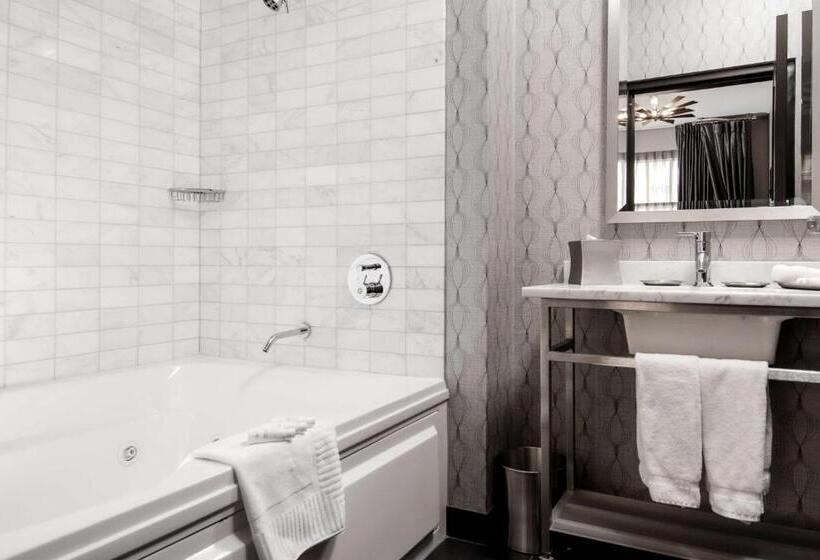 سوئیت با تخت بزرگ, The Allegro Royal Sonesta Hotel Chicago Loop