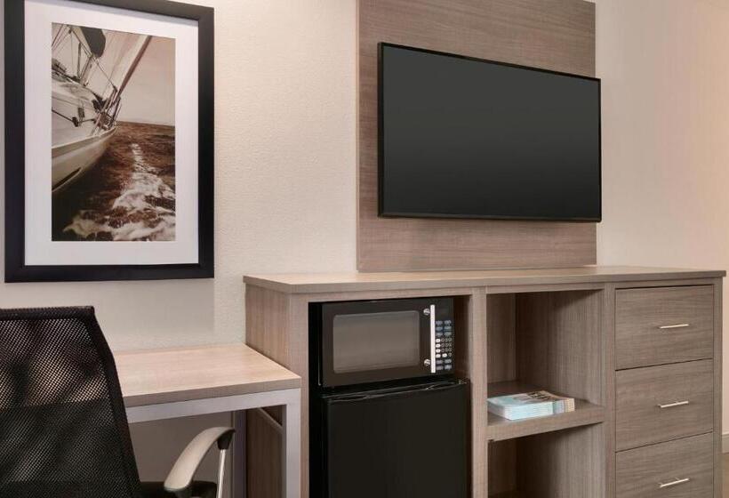 اتاق استاندارد با تخت بزرگ, Torch Lite Inn At The Beach Boardwalk